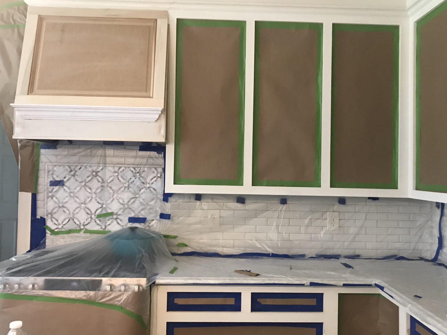 cabinet painting kitchen